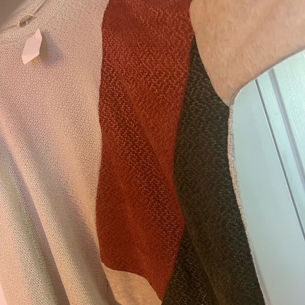 Boutique top - Picture 7 of 12
